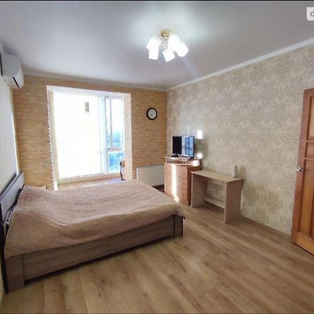 Комфортна Квартира В Жк Сімейний Vinnytsia Bagian luar foto